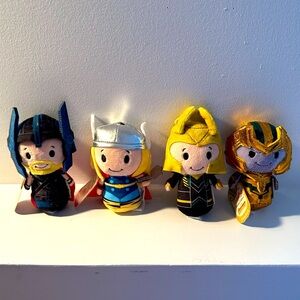 Powerful set of four, Thor Hallmark Itty Bitty’s 🔨⚡️